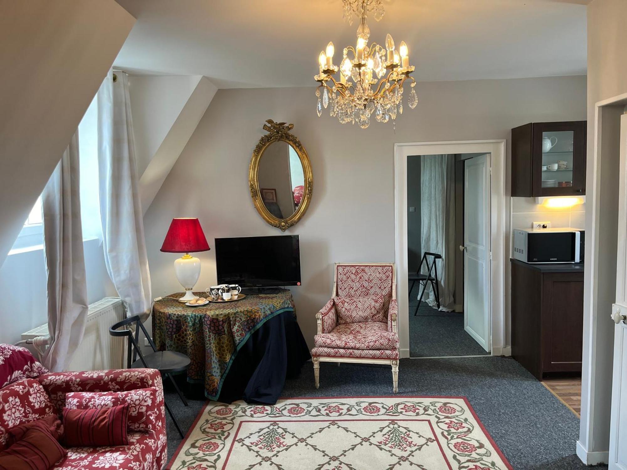 Bed and Breakfast Manoir Du Val Fouzon - Beauval La Vernelle Exterior foto